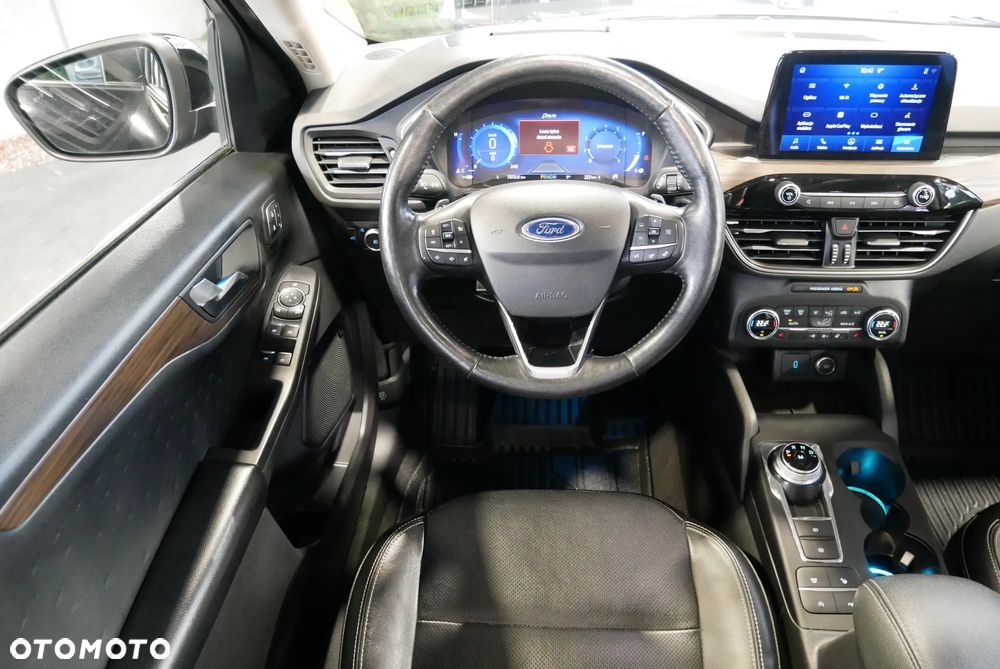 Ford Escape 2.0 EcoBoost AWD Titanium - 16