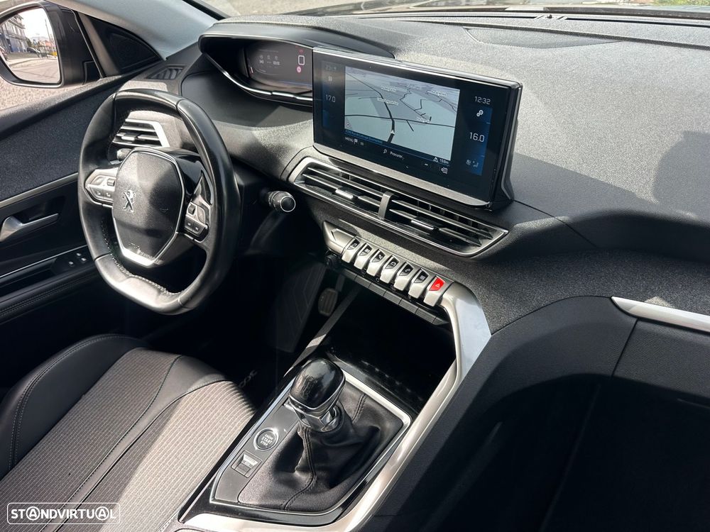 Peugeot 3008 1.5 BlueHDi Allure - 21