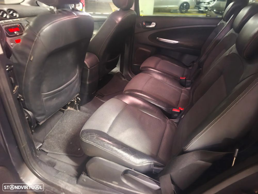 Ford S-Max 1.8 TDCi Titanium 7L - 21