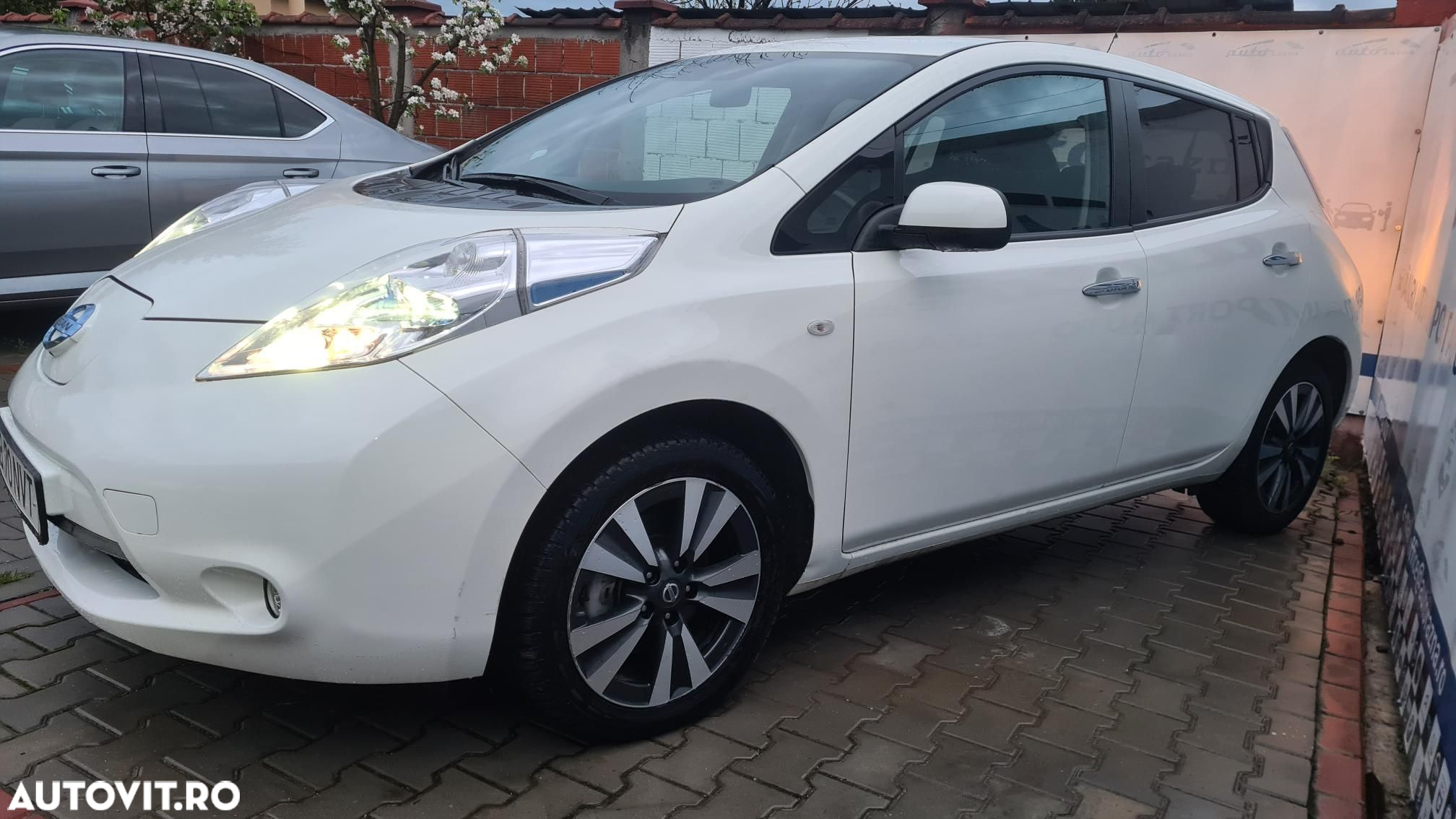 Nissan LEAF Tekna - 4