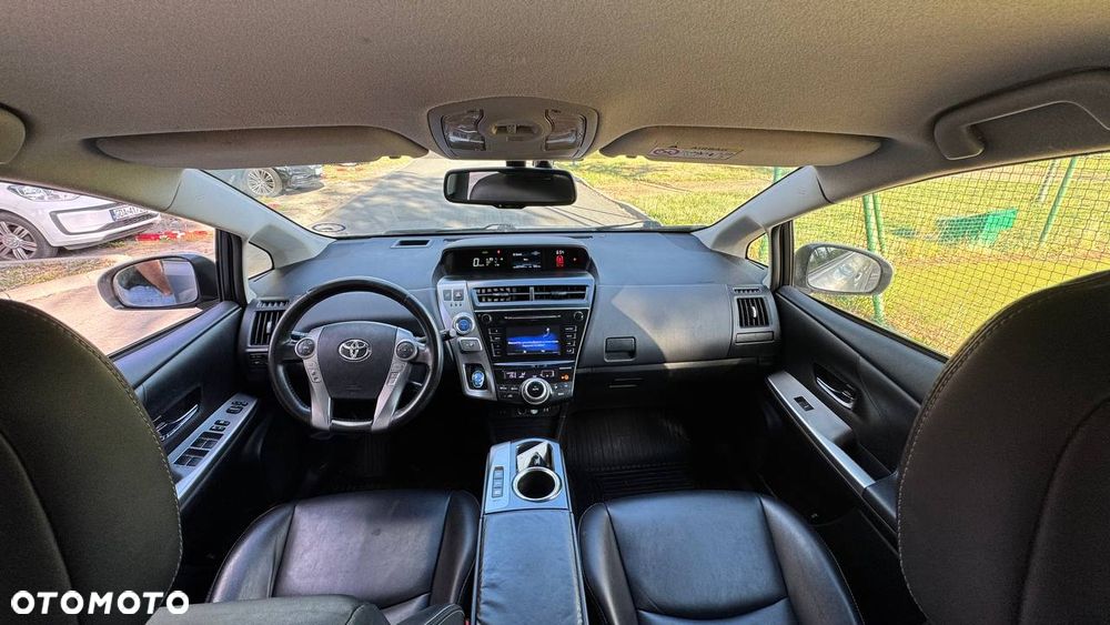 Toyota Prius+ (Hybrid) Executive - 19