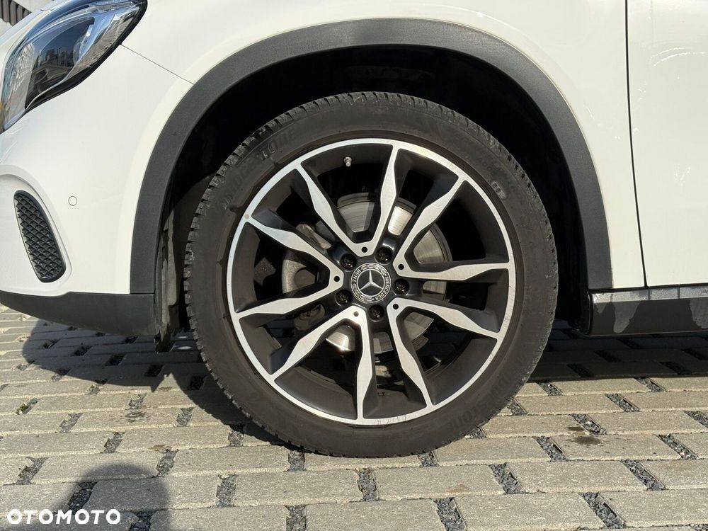 Mercedes-Benz GLA 200 7G-DCT Urban - 9