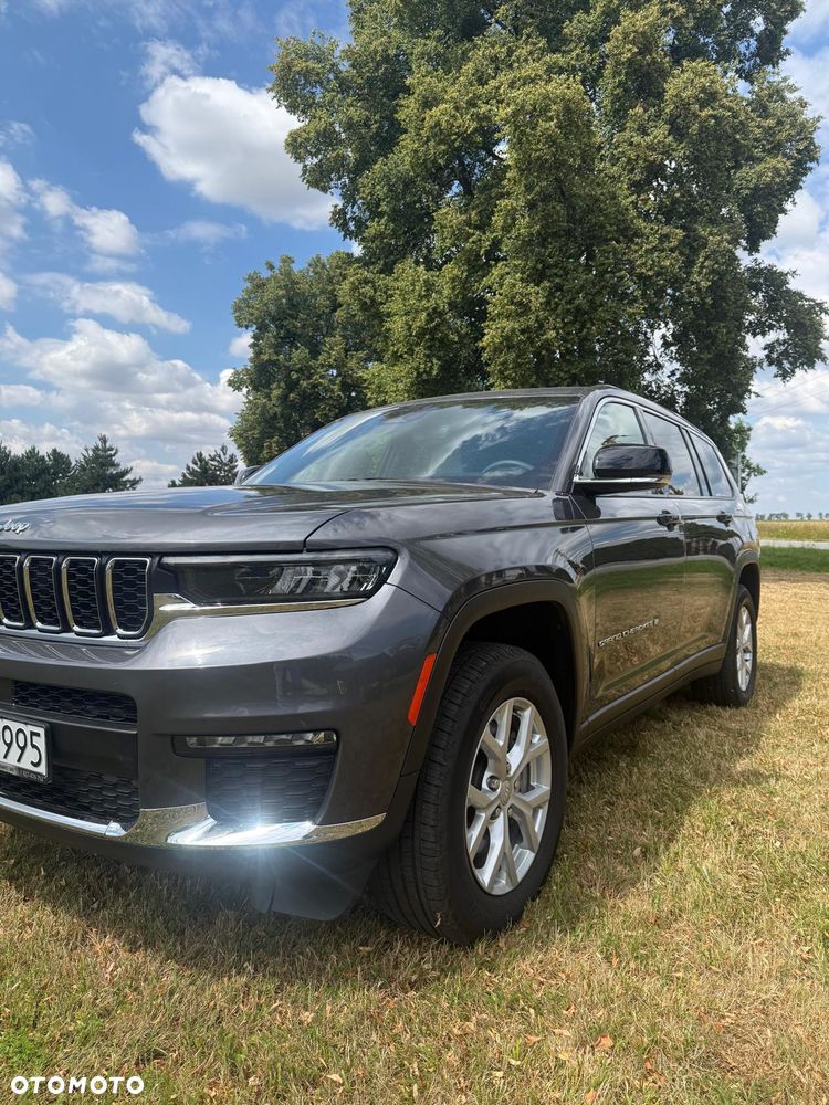 Jeep Grand Cherokee - 12