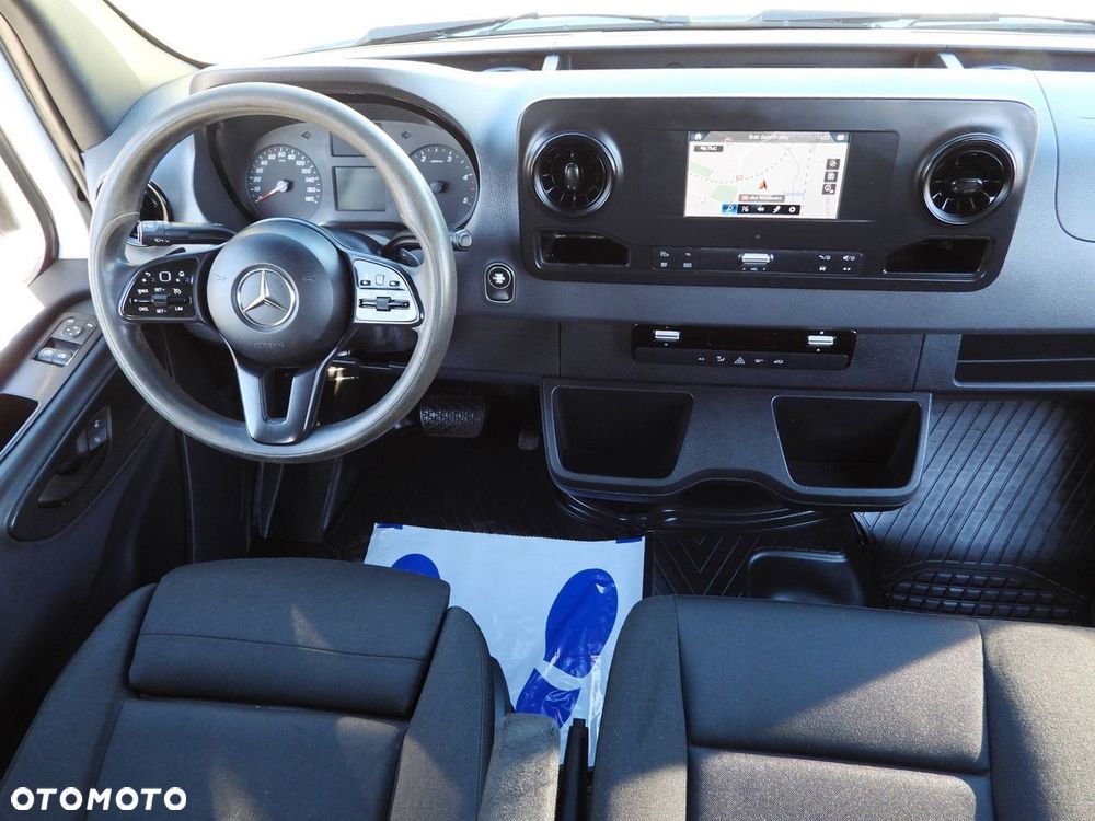 Mercedes-Benz SPRINTER 316 FURGON BRYGADÓWKA 7 MIEJSC TEMPOMAT AUTOMAT  KLIMATYZACJA  160KM - 25