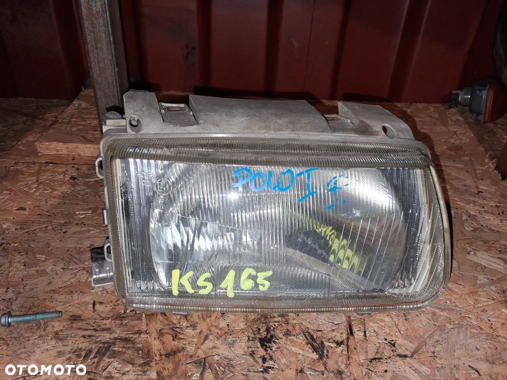 Reflektor LAMPA PRZÓD PRAWY  PRAWA  VOLKSWAGEN POLO - 1