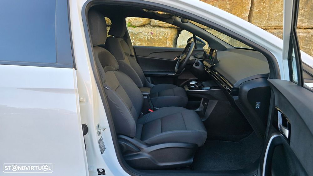 MG MG4 64 kWh Comfort - 38