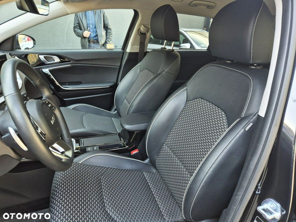 Kia Ceed 1.5 T-GDI Tribute DCT - 12