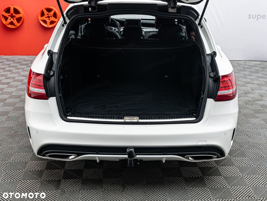 Mercedes-Benz Klasa C 300 9G-TRONIC - 29