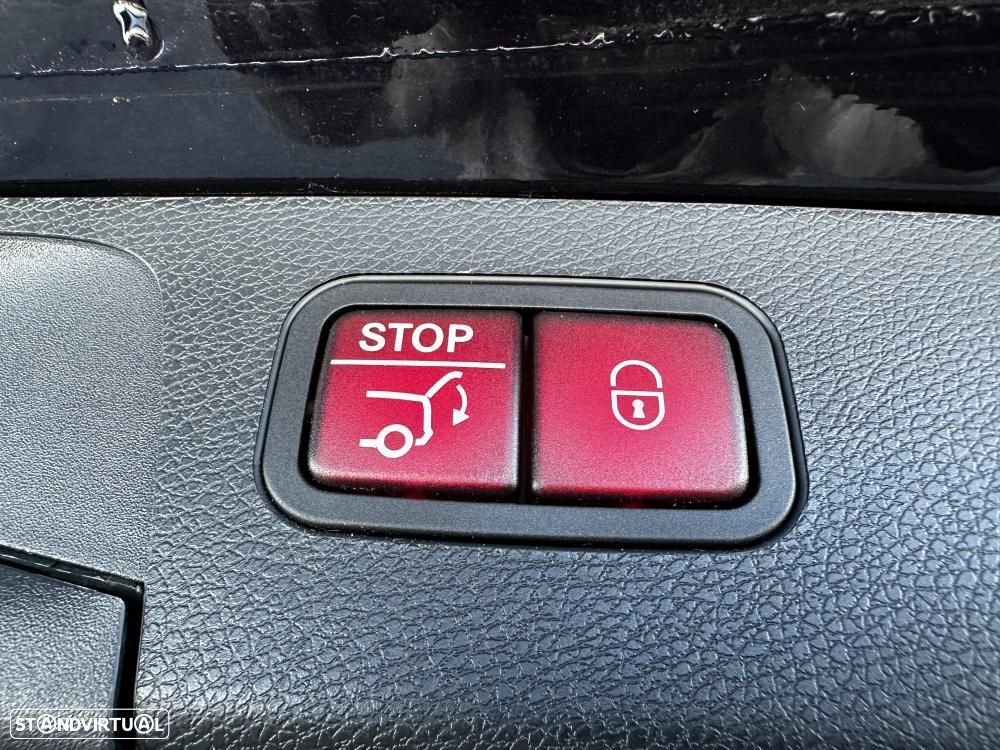 Mercedes-Benz E 300 de AMG Line - 40