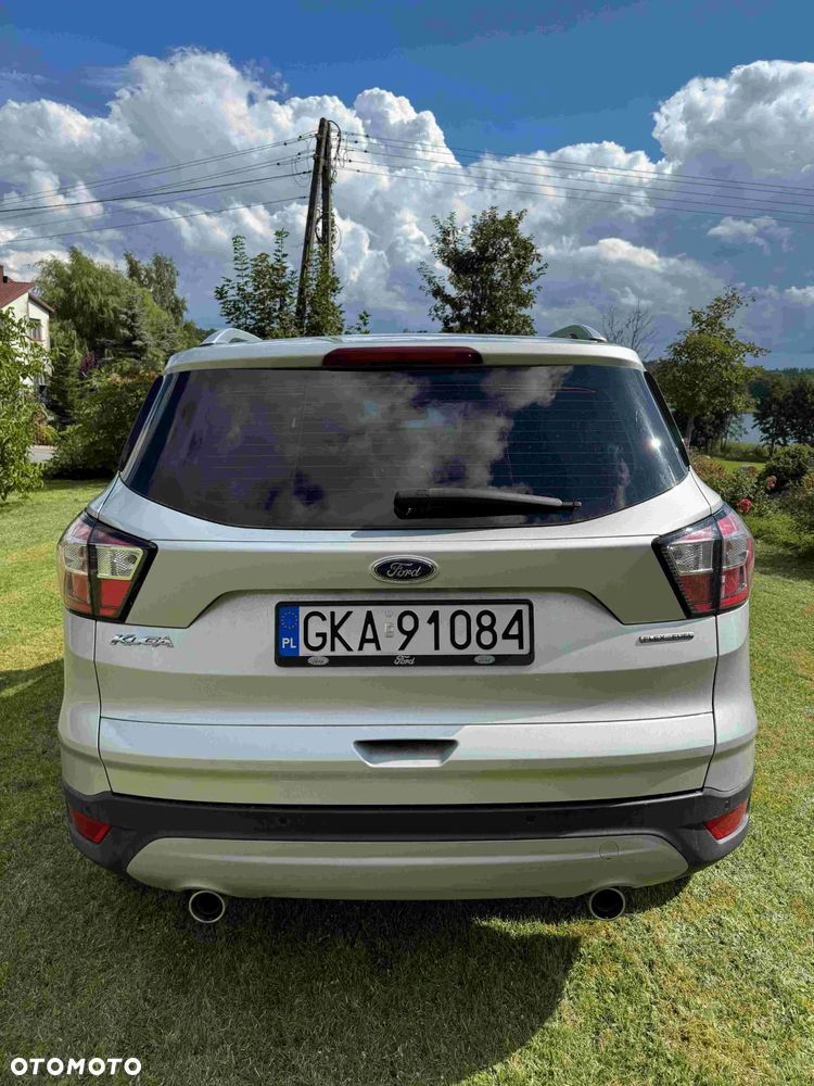 Ford Kuga - 12