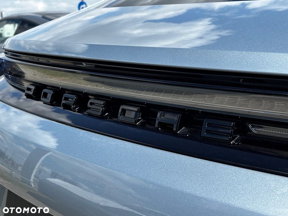 Porsche Panamera 4 - 16