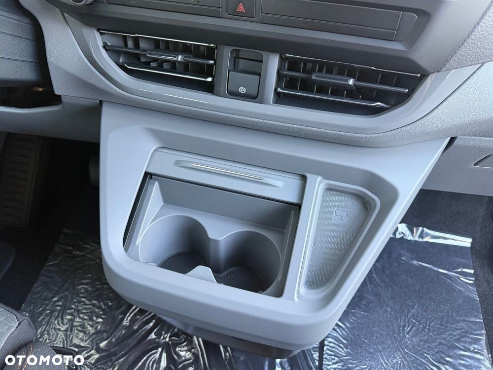 Volkswagen Caravelle 2.0 TDI L1 4Motion PanAmericana - 25