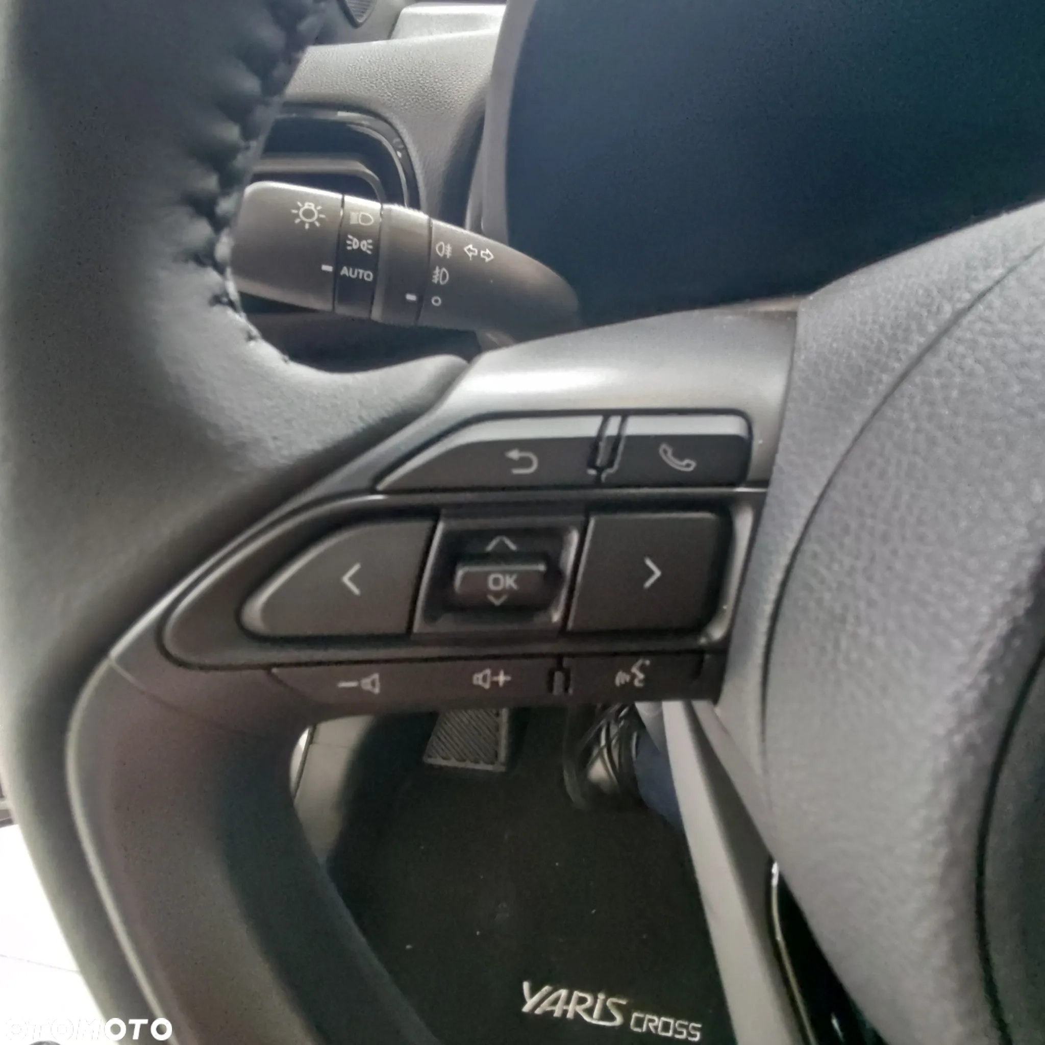 Toyota Yaris Cross Hybrid 1.5 Style - 14
