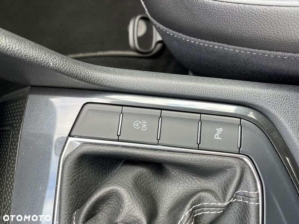 Volkswagen Tiguan - 32