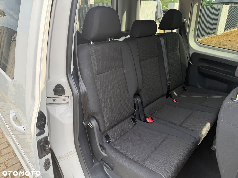 Volkswagen Caddy 2.0 TDI Comfortline - 20