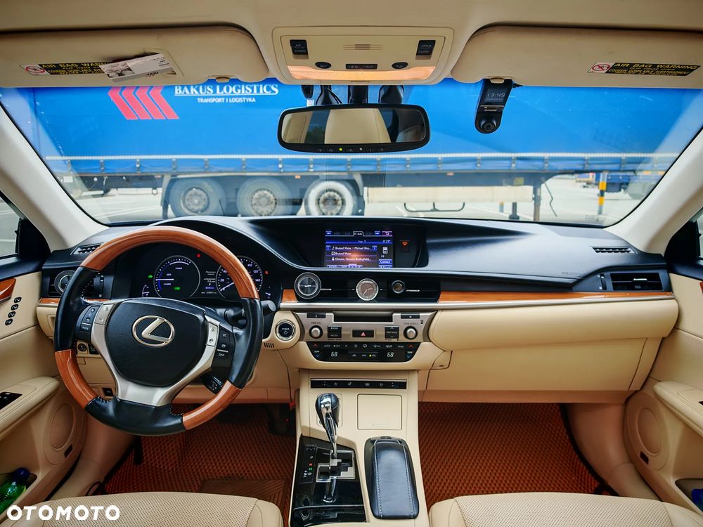 Lexus ES - 19