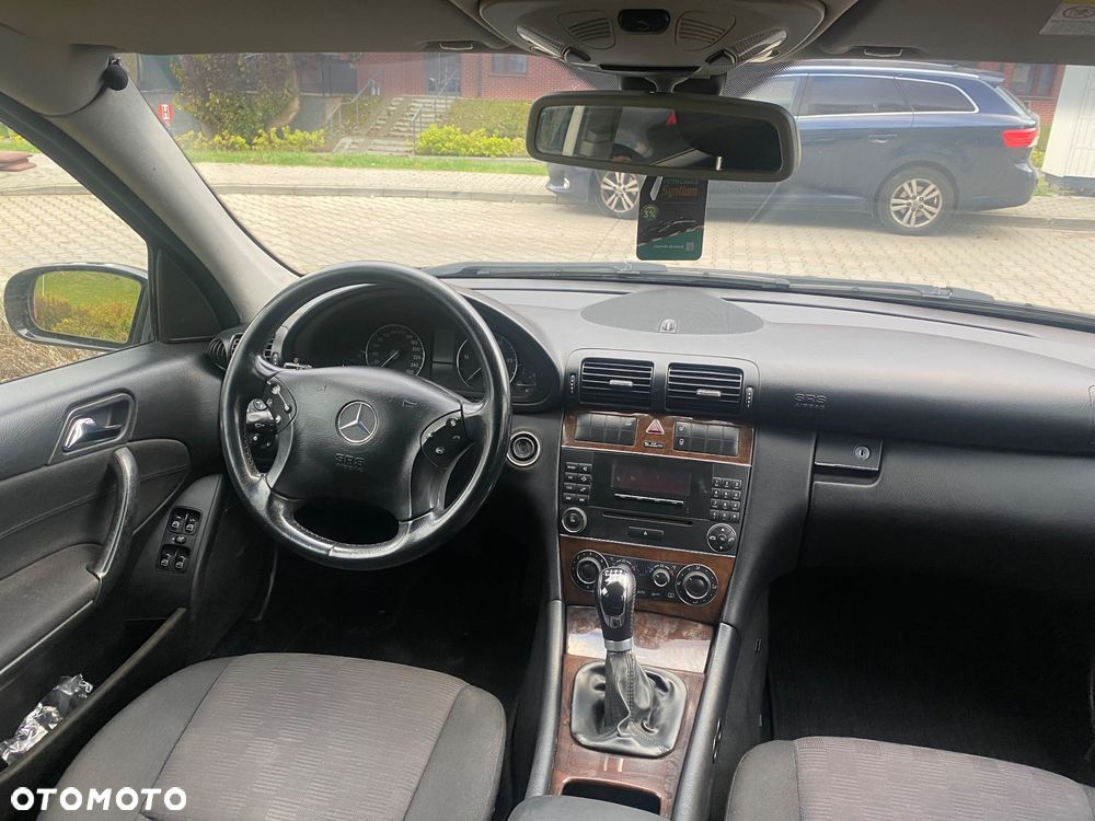 Mercedes-Benz Klasa C 200 CDI Classic - 9