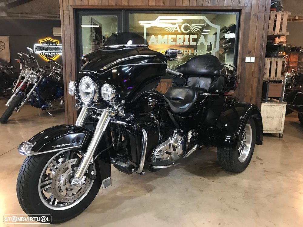Harley-Davidson FLHTCU TRI GLIDE ULTRA CLASSIC - 15