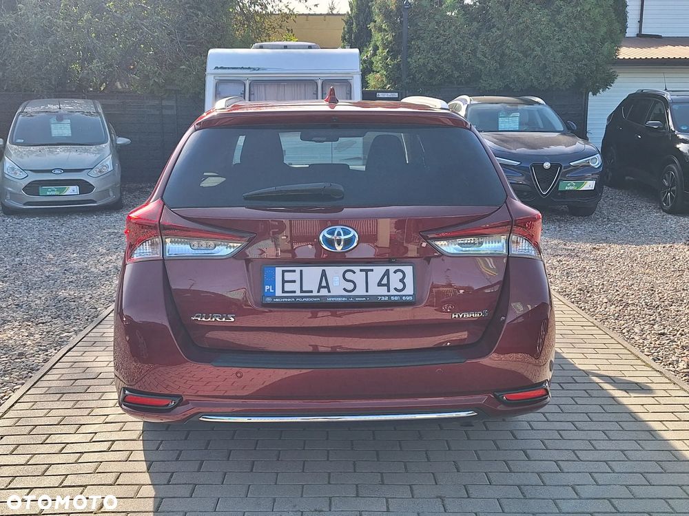 Toyota Auris Hybrid 135 Prestige - 19