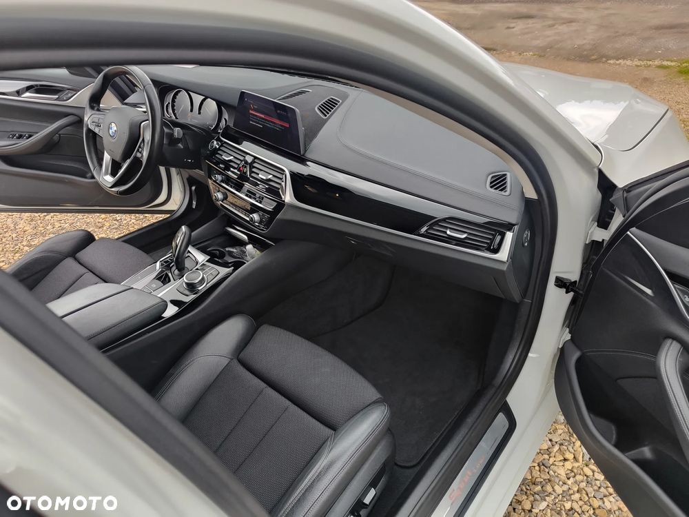 BMW Seria 5 - 12
