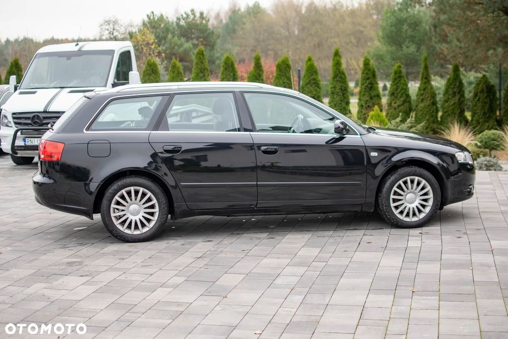 Audi A4 Avant - 22