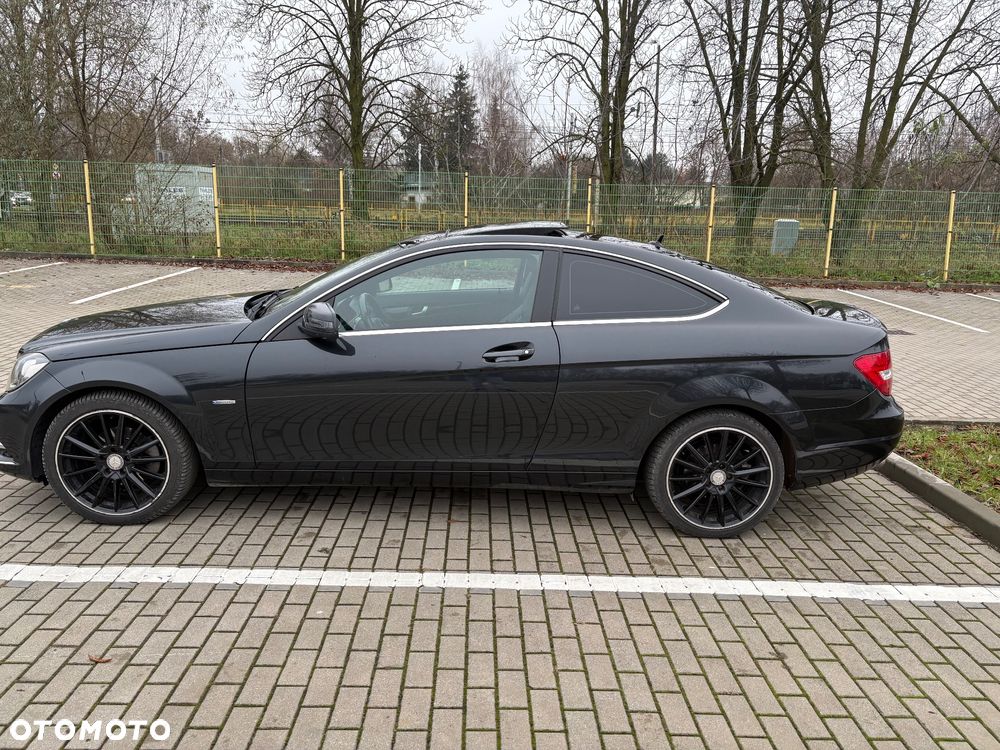 Mercedes-Benz Klasa C 180 CGI BlueEFFICIENCY - 2