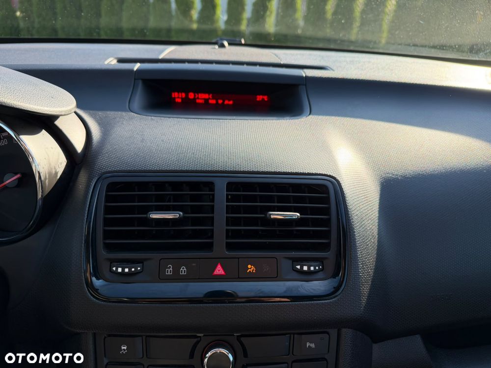 Opel Meriva 1.4 150 Jahre - 16