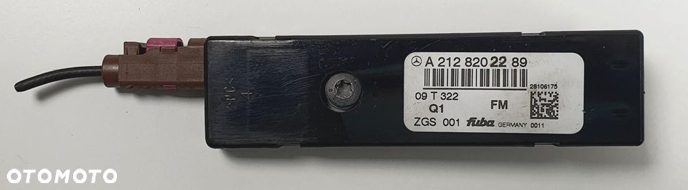 WZMACNIACZ ANTENY MERCEDES W212 A2128202289 - 1
