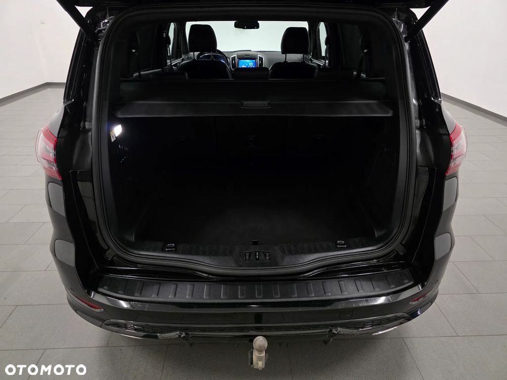 Ford S-Max 2.0 EcoBlue ST-Line - 39