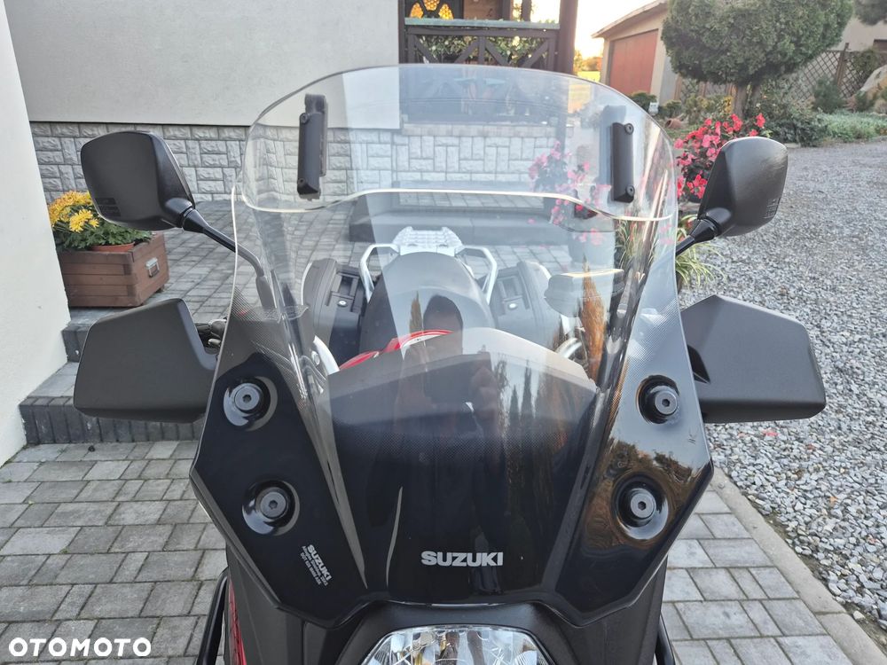 Suzuki DL - 32