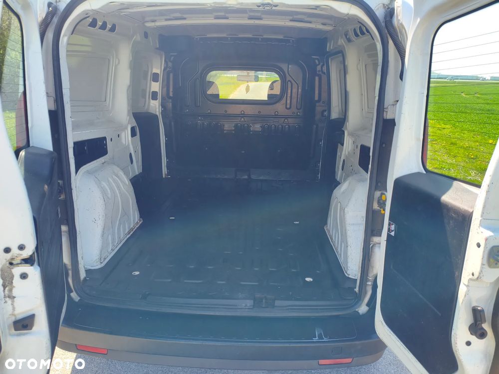 Fiat Doblo MAXI - 8