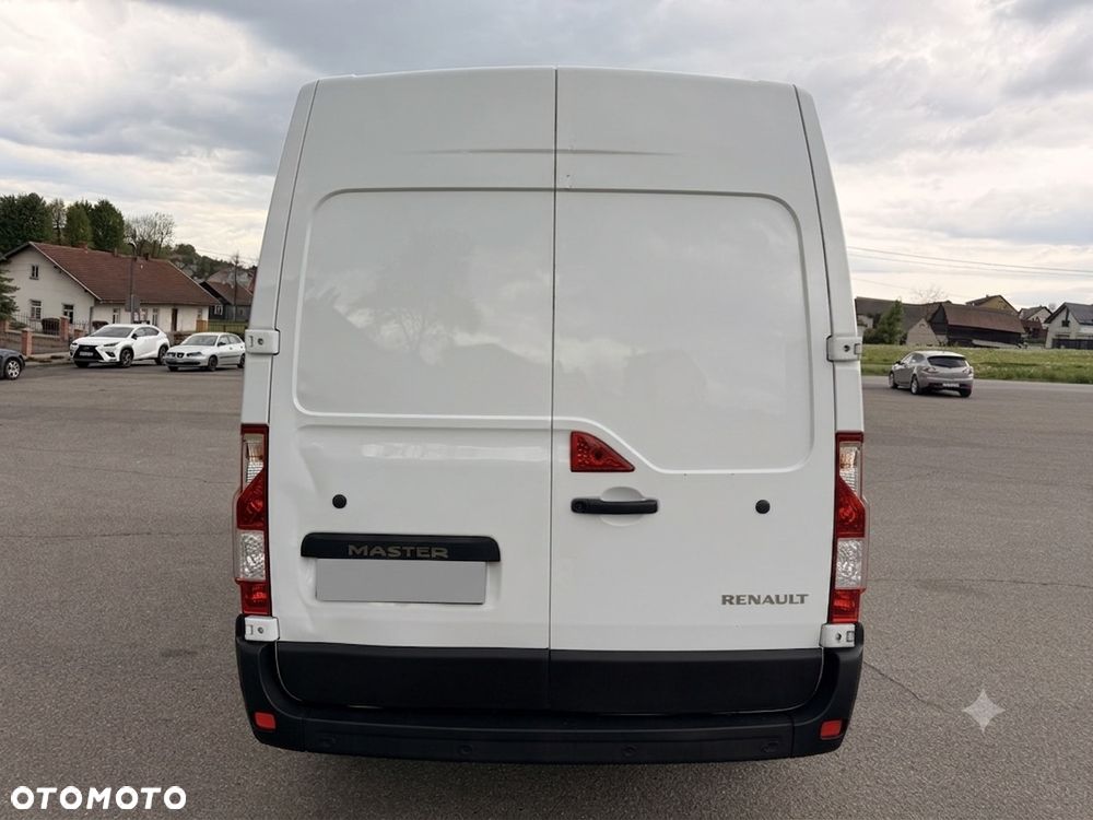 Renault Master L2H2  2.3 136KM - 31