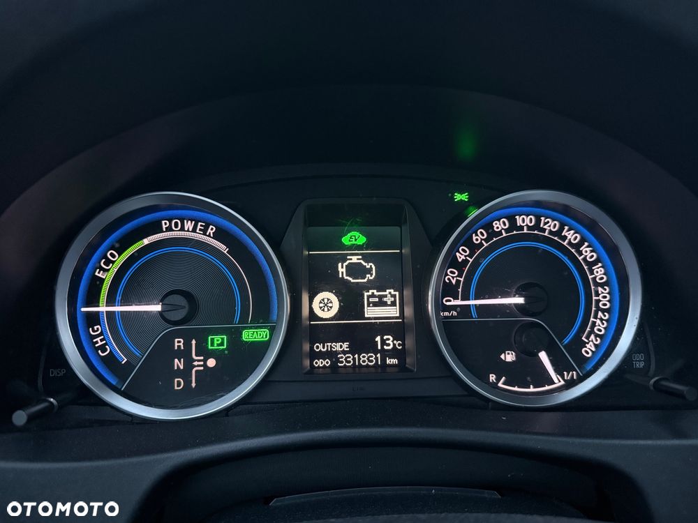 Toyota Auris 1.8 HSD Luna - 19