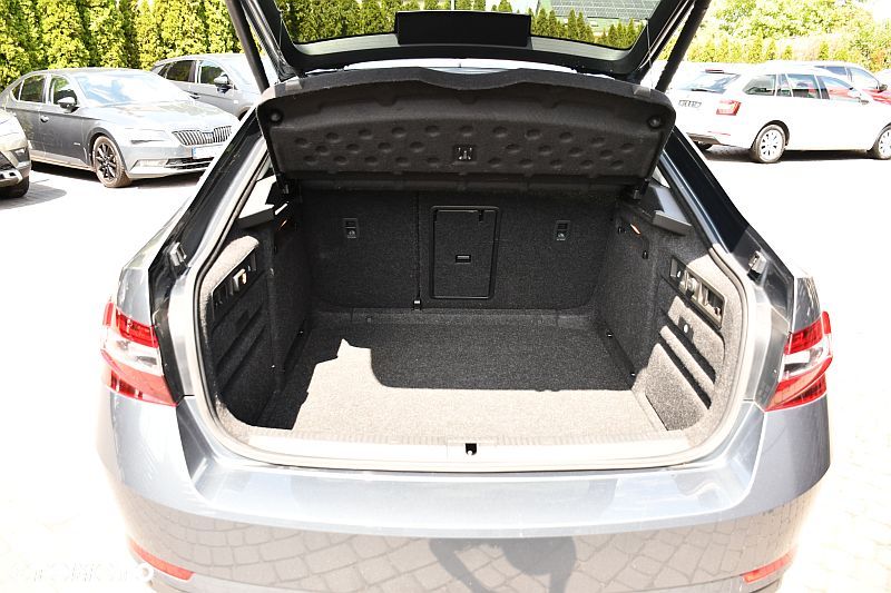 Skoda Superb 1.8 TSI DSG Style - 24