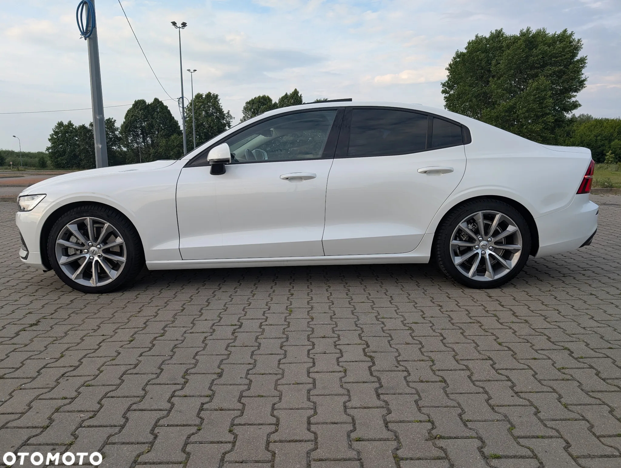 Volvo S60 T6 AWD Momentum Pro - 16