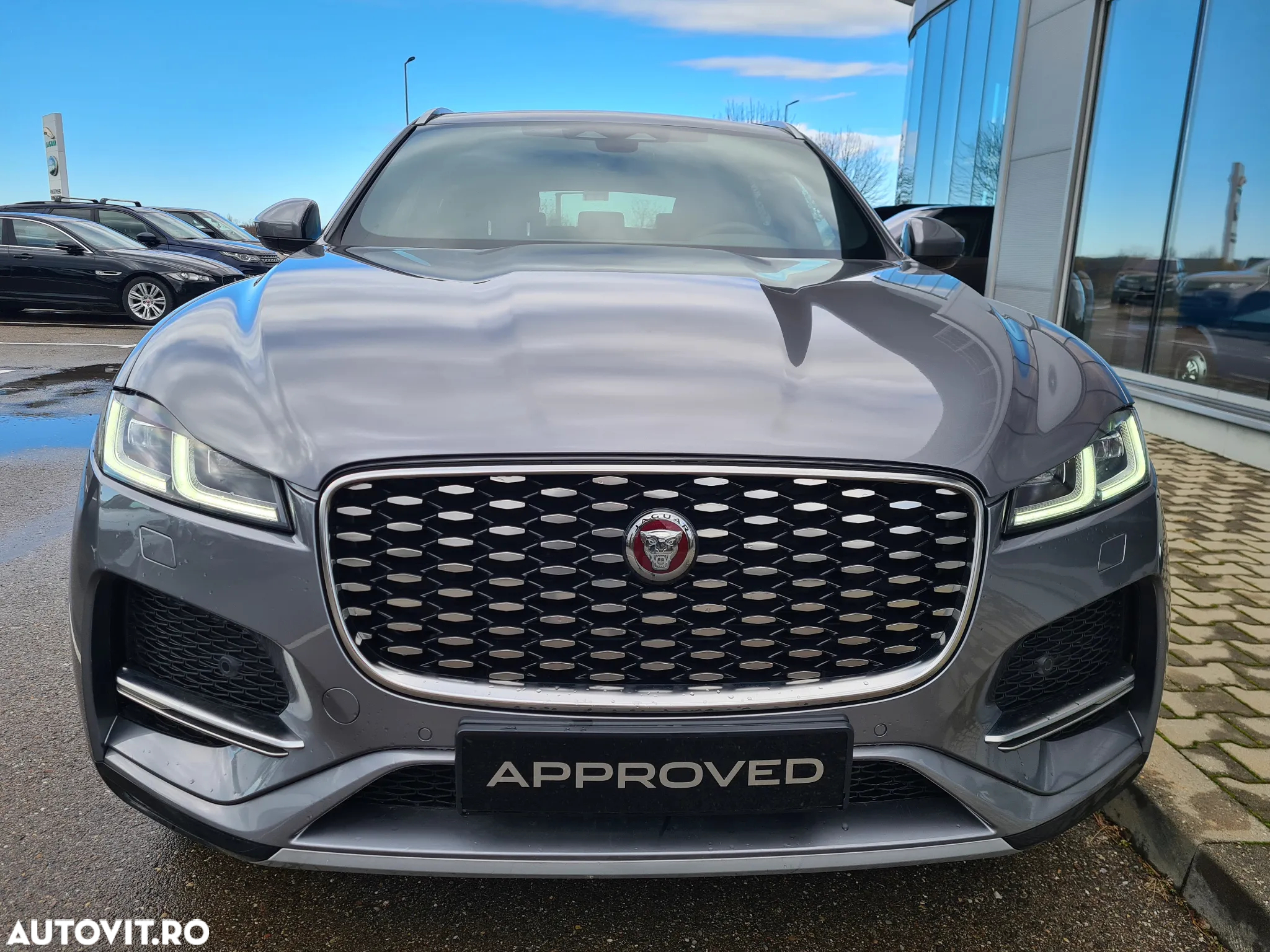 Jaguar F-Pace D200 AWD SE - 2