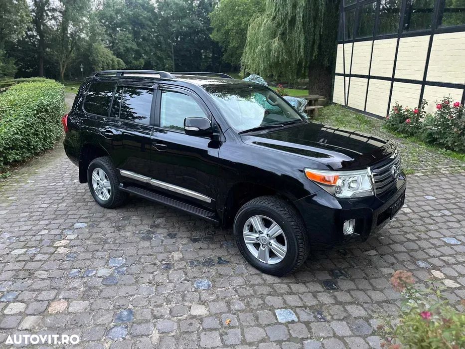 Toyota Land Cruiser 4.5 D-4D V8 Luxury - 1