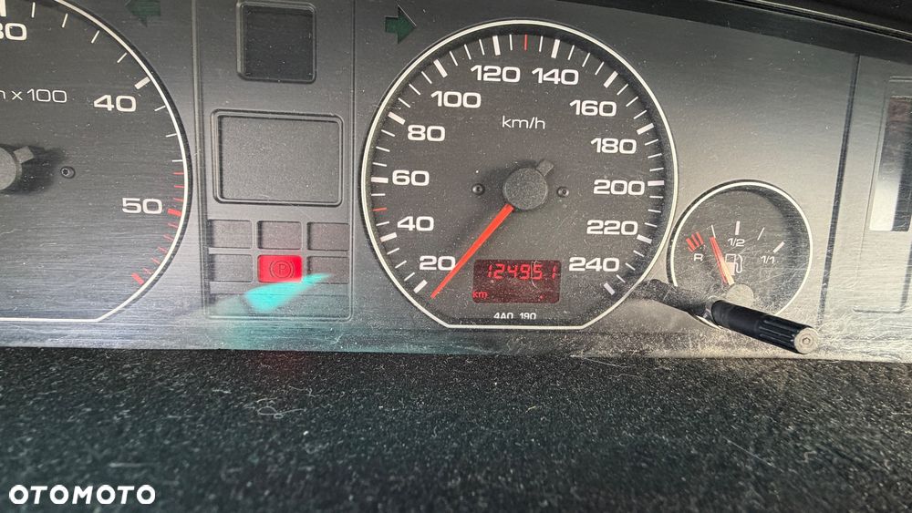 Audi 100 - 17