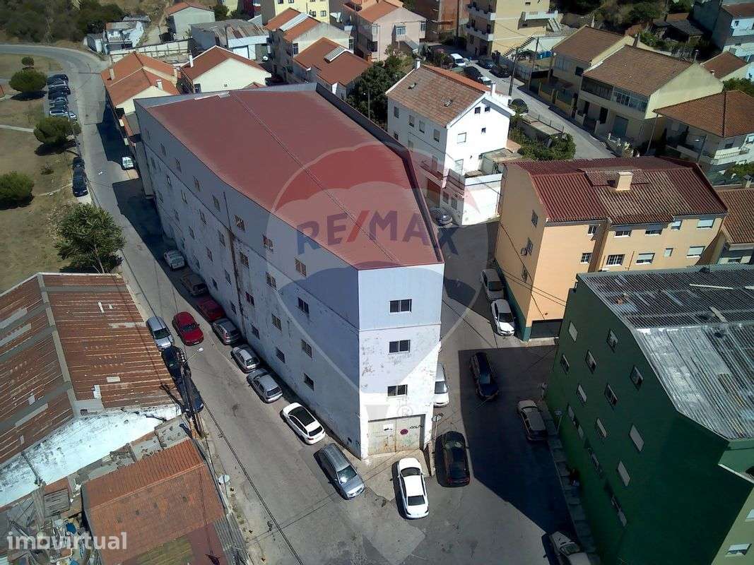 Armazém  para arrendamento - Grande imagem: 2/12