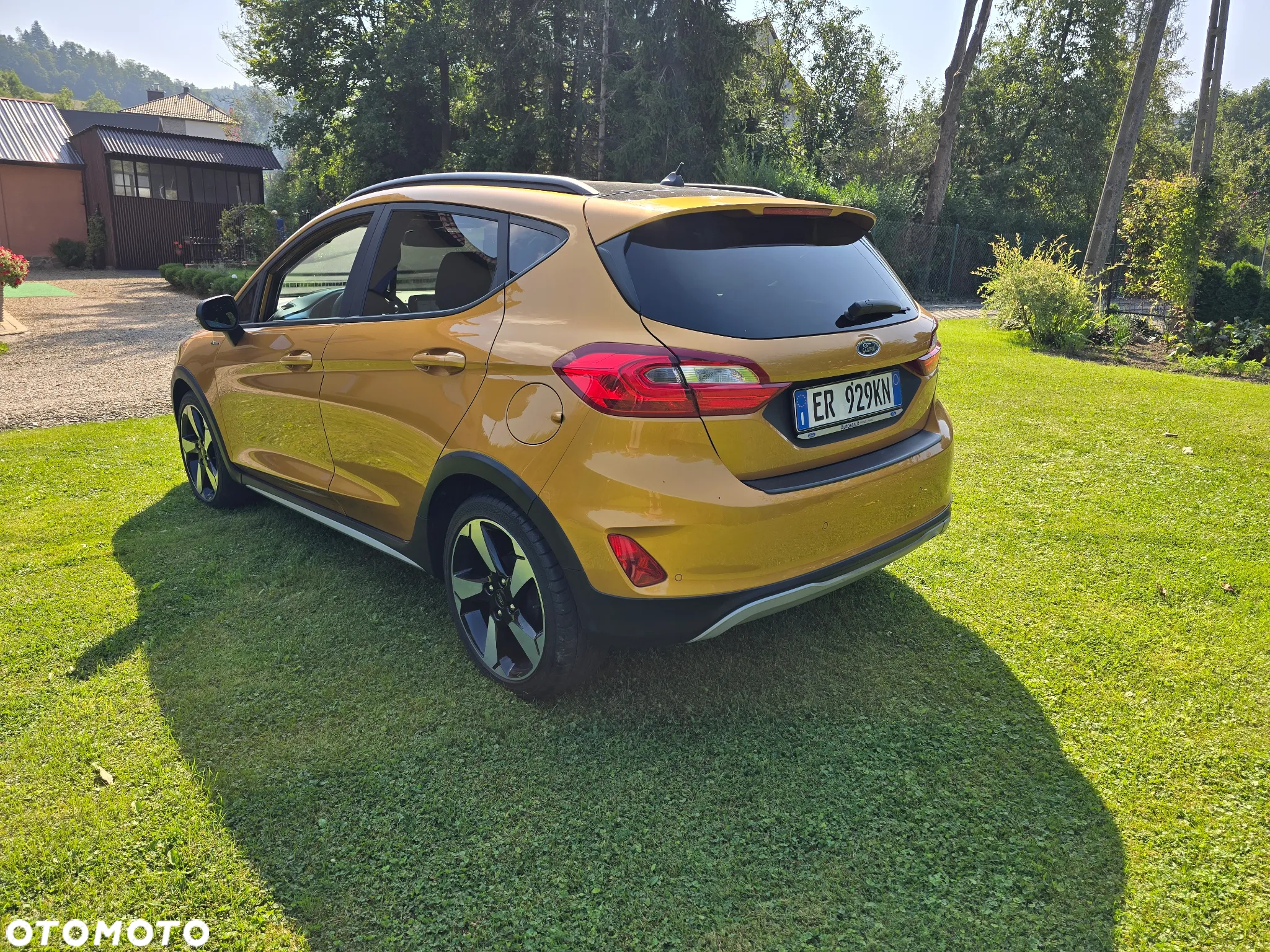 Ford Fiesta 1.5 TDCi ACTIVE - 4