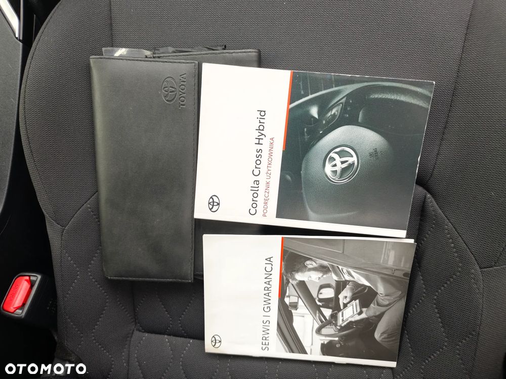 Toyota Corolla Cross 2.0 Hybrid Comfort - 15
