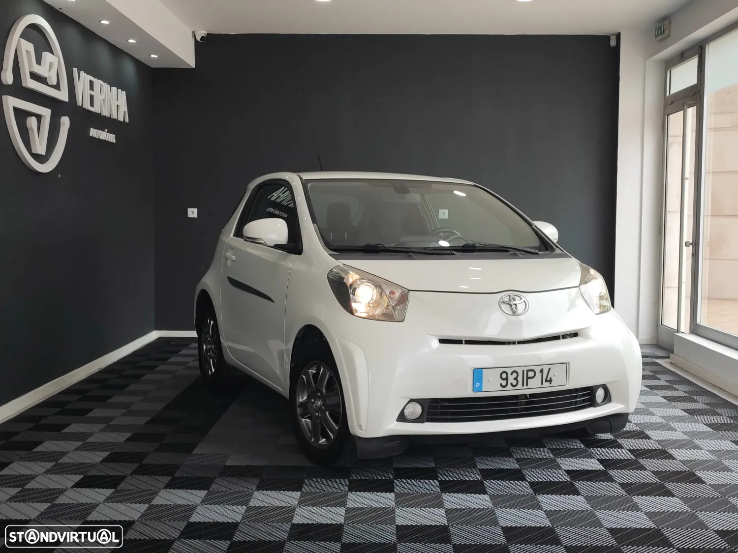 Toyota iQ 1.0 VVT-i 2 EP - 7
