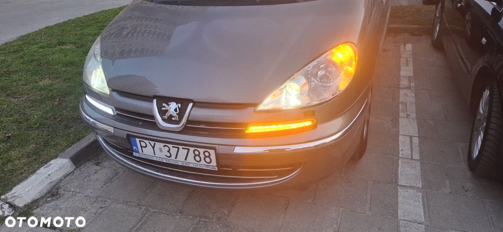 Peugeot 807 2.0 HDi Premium - 18