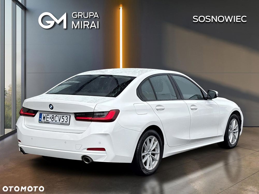 BMW 318I 2024 photo 5