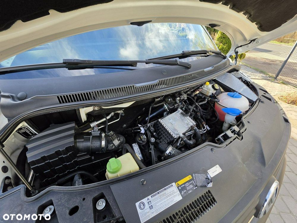 Volkswagen Transporter - 17
