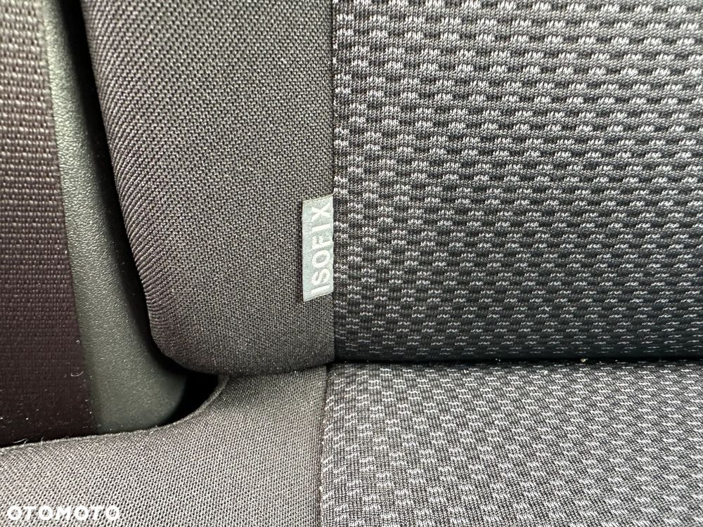 Toyota Auris - 31