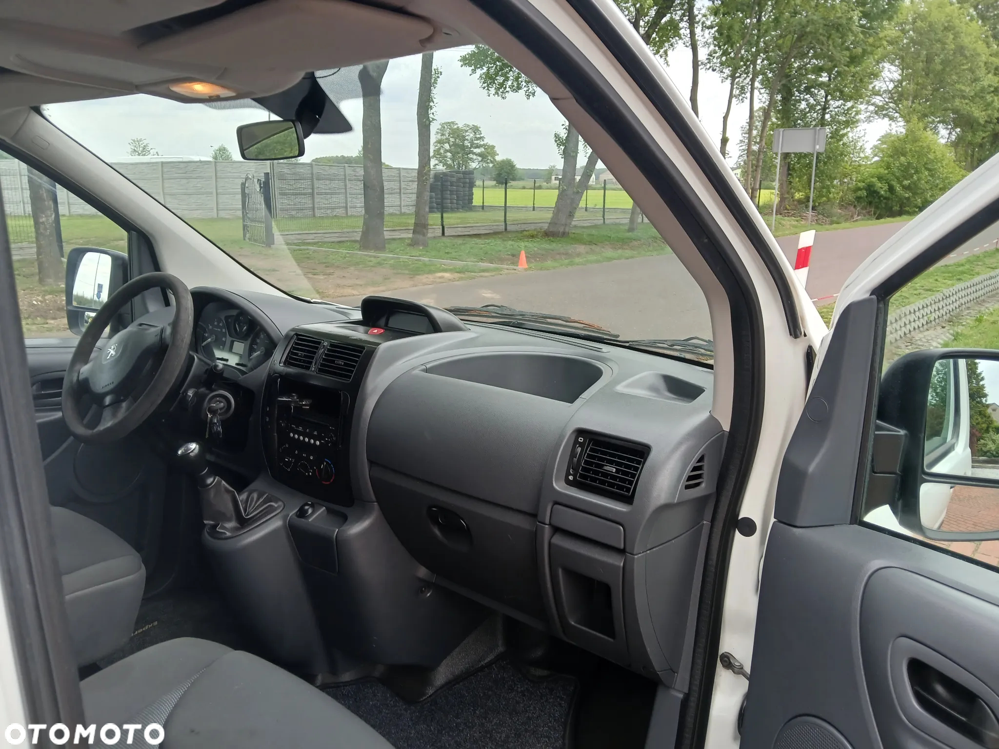 Peugeot EXPERT - 9