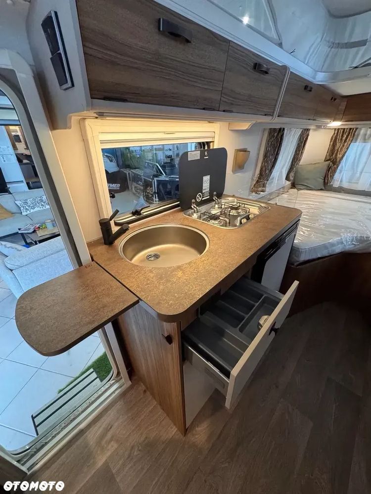 Hymer-Eriba Touring 542 - 17