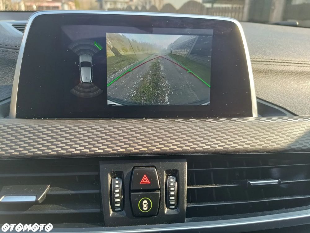 BMW X2 - 16