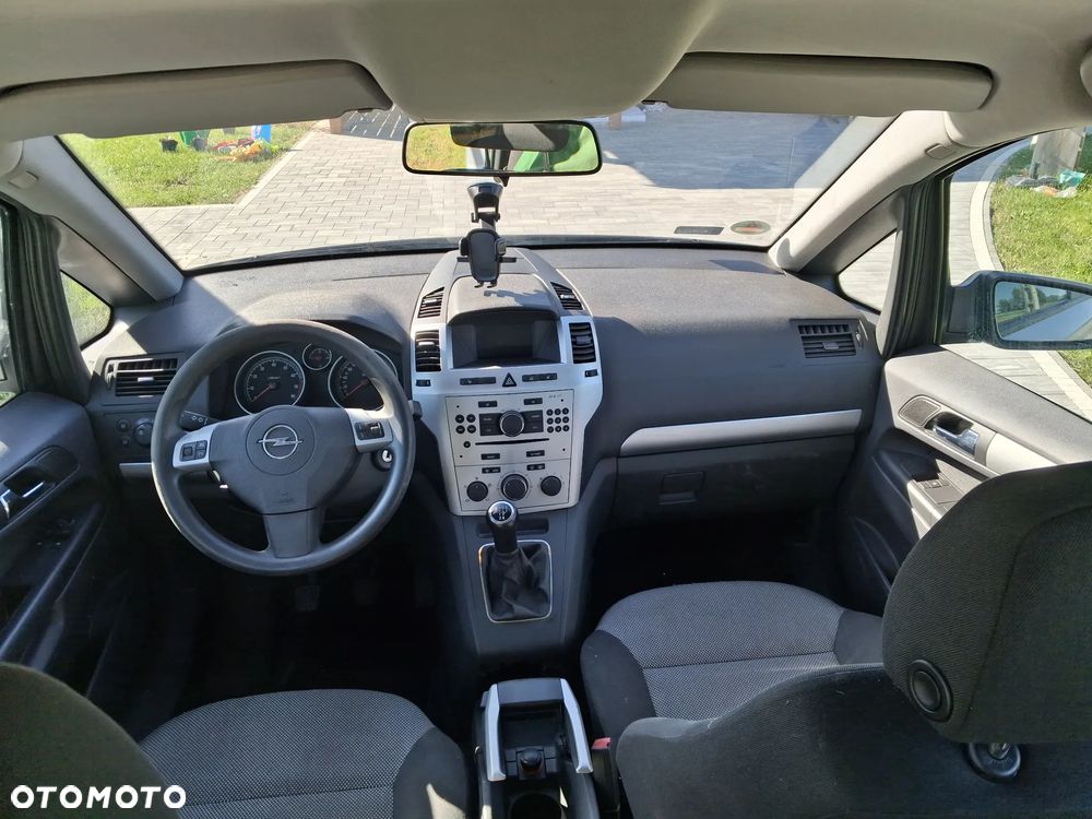 Opel Zafira - 6